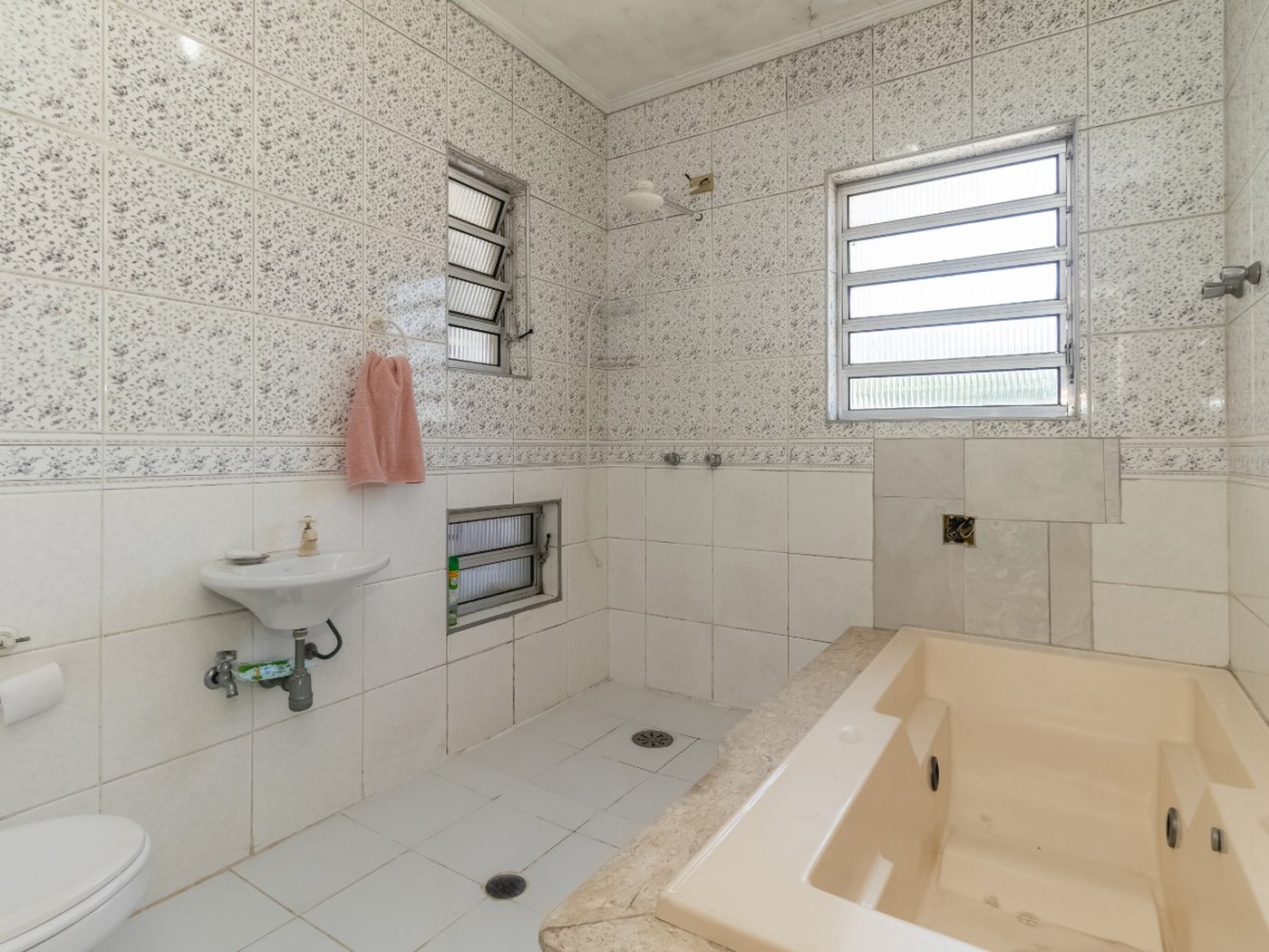Sobrado para venda em Vila Indiana com 5 quartos, sendo 3 suítes, 500m²