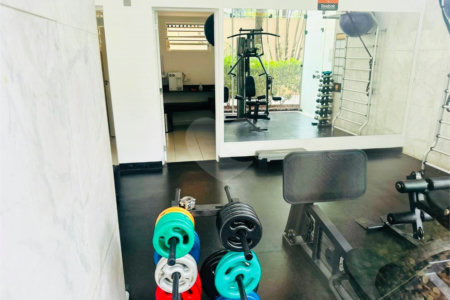 Apartamento à venda ou para alugar com 4 quartos, sendo 1 suíte, em Itaim Bibi, São Paulo, SP