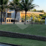 Casa à venda ou para alugar com 4 suítes no condomínio Estância Marambaia, Vinhedo - SP