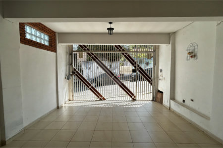 Sobrado à venda com 3 quartos, sendo 2 suítes, em Cidade São Francisco, São Paulo, SP