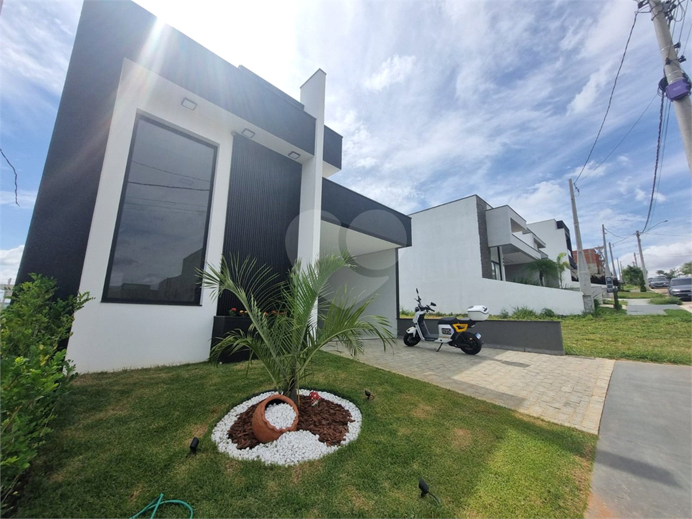 Casa à venda com 3 quartos, sendo 1 suíte,  no condomínio Reserva Ipanema I, Sorocaba - SP