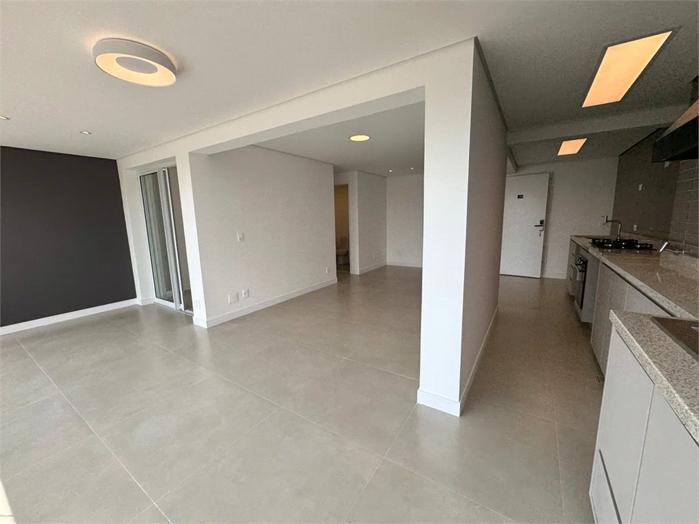Apartamento à venda com 3 quartos, sendo 1 suíte, em Vila Anastácio, São Paulo, SP