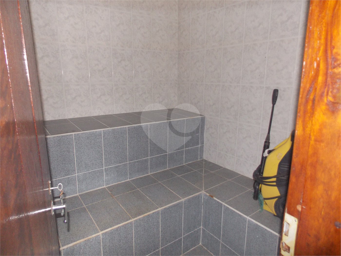 Casa à venda com 2 quartos, sendo 1 suíte, em Campos de Atibaia, Atibaia, SP