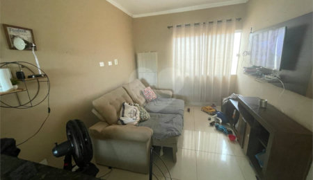 Sobrado à venda com 3 quartos, sendo 1 suíte, em Jardim Brasília, Três Lagoas, MS