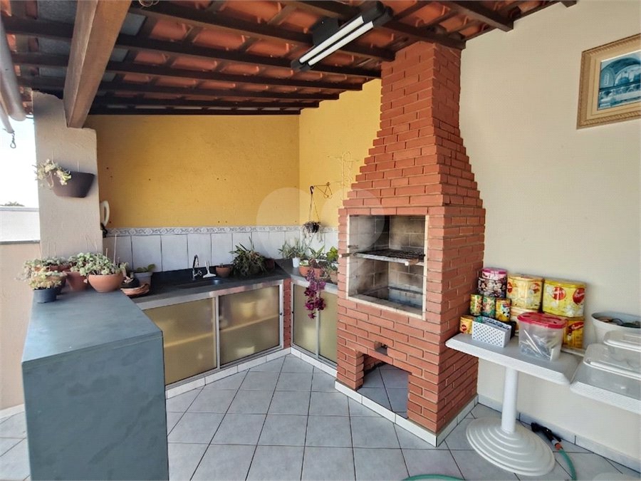 Sobrado à venda ou para alugar com 3 quartos, sendo 1 suíte,  em Jardim Itália, Itapetininga, SP