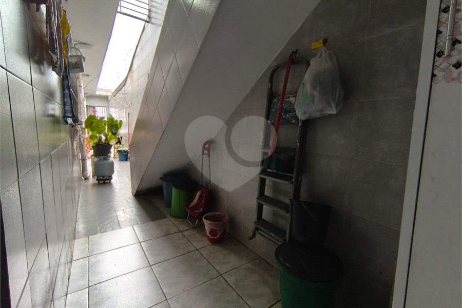 Sobrado à venda com 3 quartos no Brasilândia, São Paulo, SP