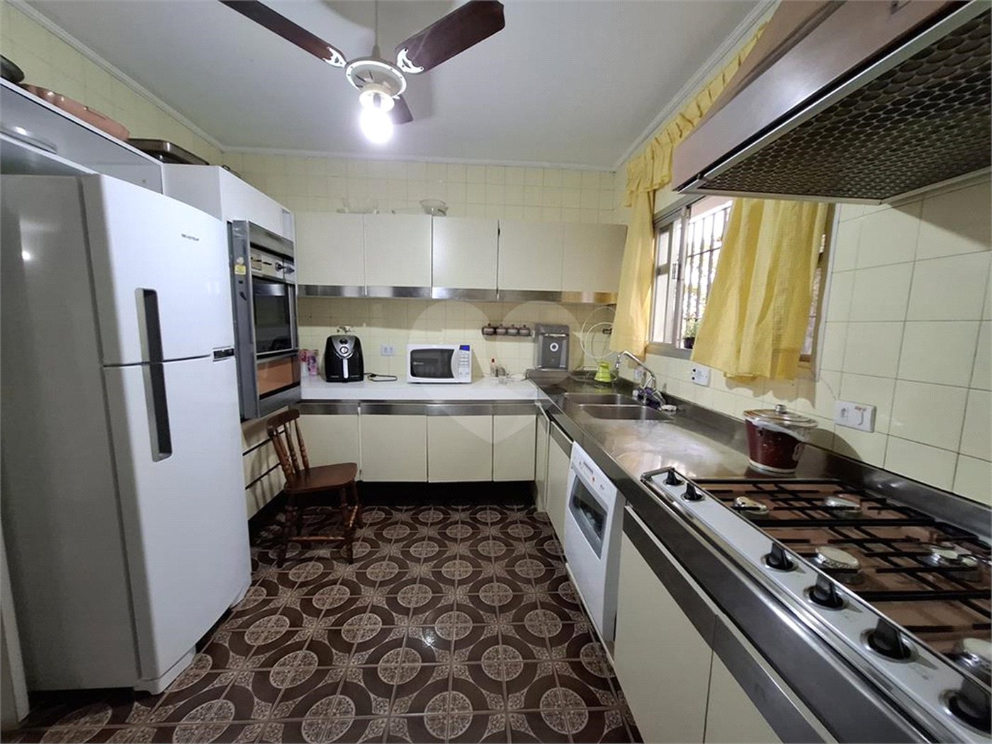 Casa à venda com 4 quartos, sendo 1 suíte, em Água Fria, São Paulo, SP