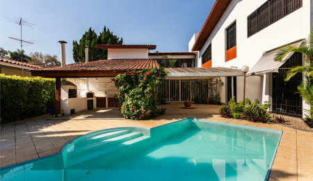 Casa à venda com 6 quartos, sendo 4 suítes, em Butantã, São Paulo, SP