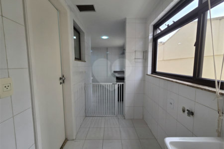 Apartamento à venda com 3 quartos, sendo 1 suíte,  em Tijuca, Rio de Janeiro, RJ