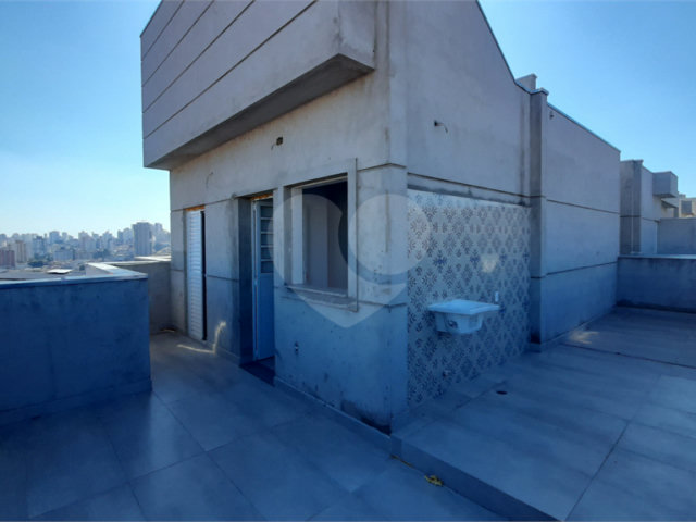 Casa à venda com 2 quartos no condomínio Residencial Luta, São Paulo - SP