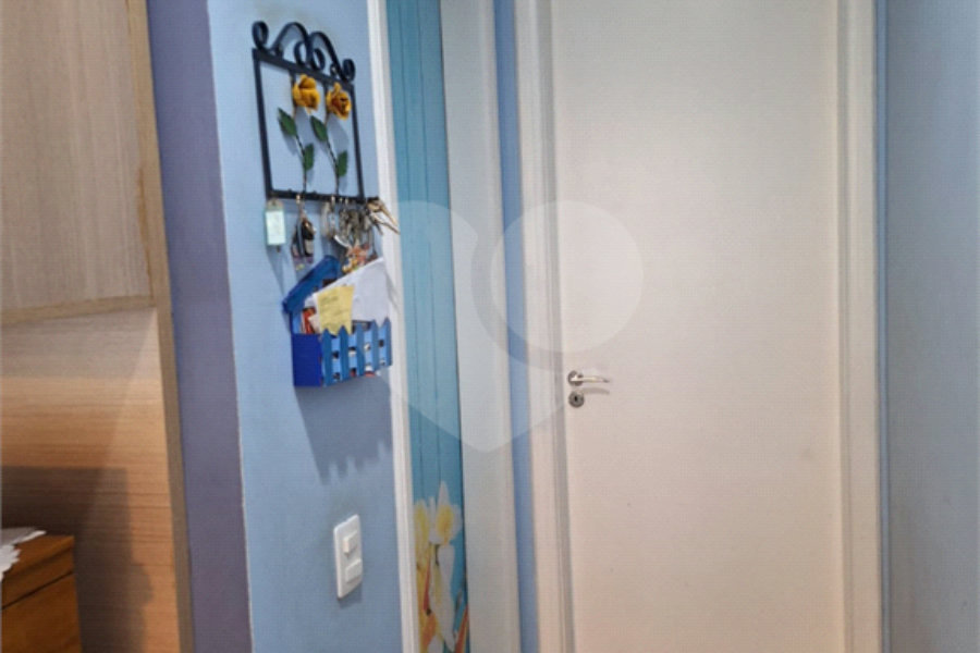 Sobrado à venda com 3 quartos, sendo 1 suíte, em Vila Irmãos Arnoni, São Paulo, SP