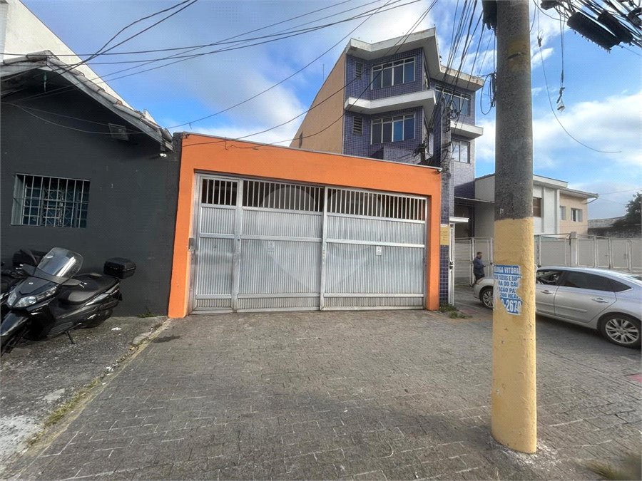 Sobrado para alugar com 2 quartos em Vila Anastácio, São Paulo, SP