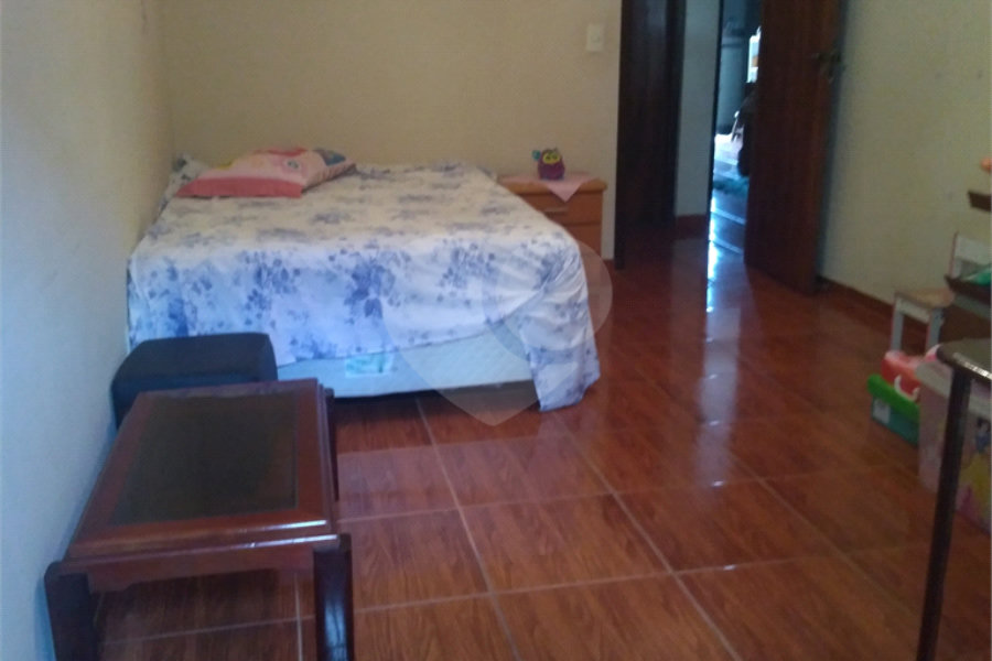 Sobrado à venda com 4 quartos, sendo 3 suítes, em Limão, São Paulo, SP