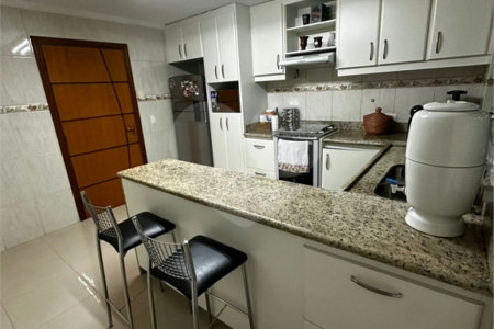 Sobrado Reformado à venda na Saúde c/160m2 - 3 Quartos/1 Suíte/2 Vagas de garagem
