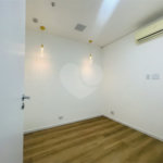 Consultório de 61 m² com 5 ambientes e Varanda no Domo Business!