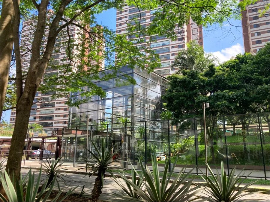 Apartamento para alugar com 4 suítes em Chácara Santo Antônio, São Paulo, SP