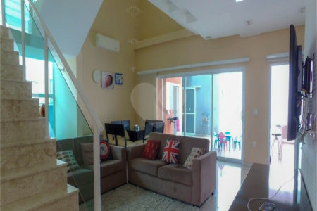 Casa à venda com 3 quartos, sendo 1 suíte, no condomínio Belvedere 2, Votorantim - SP