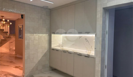 Sobrado à venda com 3 quartos, sendo 2 suítes,  em Santana, São Paulo, SP