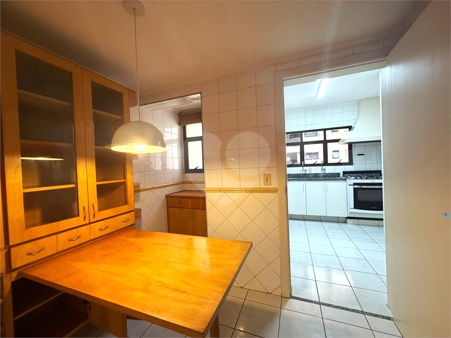 Apartamento à venda com 3 suítes em Vila Suzana, São Paulo, SP