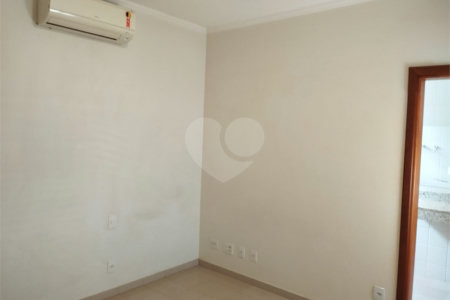 Sobrado à venda com 4 quartos, sendo 3 suítes, em Altos do Jaraguá, Araraquara, SP
