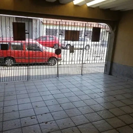 Casa à venda com 3 quartos, sendo 1 suíte,  em Vila Campesina, Osasco, SP