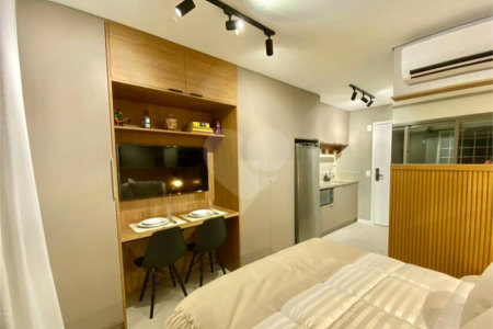 Studio com 23m2 no Campo Belo.