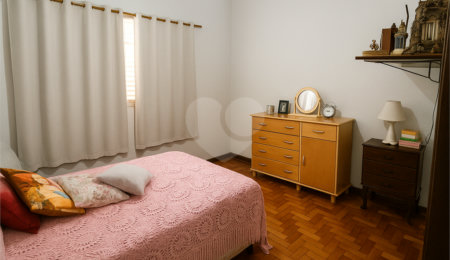 Casa à venda com 6 quartos em Vila Maria, Itapetininga, SP