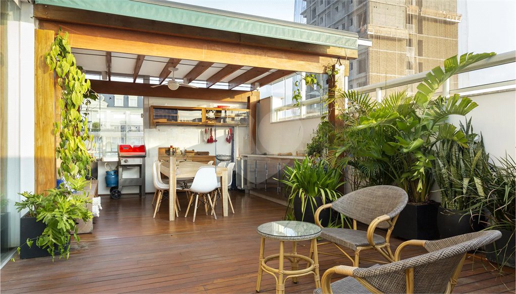 Apartamento à venda ou para alugar com 2 suítes em Itaim Bibi, São Paulo, SP
