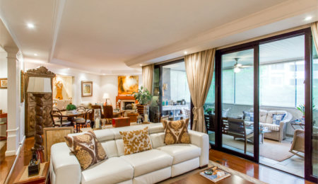 Apartamento à venda com 4 suítes em Real Parque, São Paulo, SP