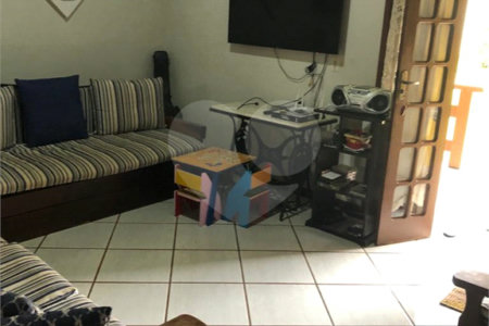 Casa à venda com 3 quartos, sendo 1 suíte, em Marina, Armação dos Búzios, RJ