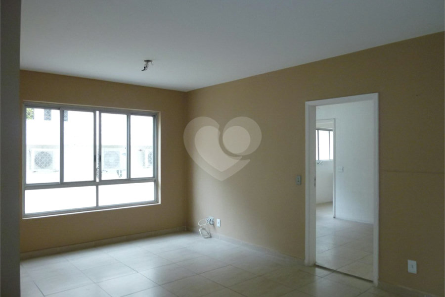 Apartamento à venda com 3 quartos, sendo 1 suíte, em Paraíso, São Paulo, SP