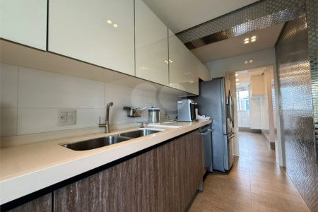 Apartamento à venda ou para alugar com 3 suítes em Perdizes, São Paulo, SP