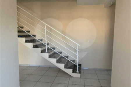 Casa à venda com 3 quartos em Santa Cândida, Vinhedo, SP
