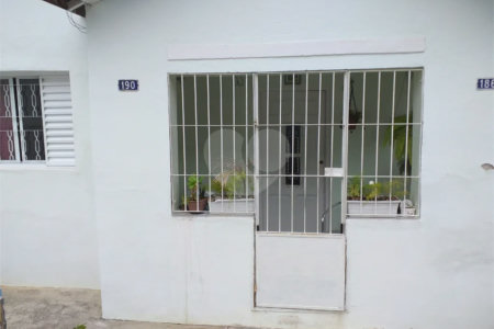 Casa à venda com 3 quartos em Vila Vitório Mazzei, São Paulo, SP
