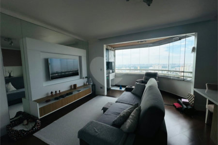 Apartamento à venda com 3 quartos, sendo 1 suíte, em Jardim Zaira, Guarulhos, SP