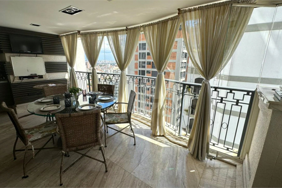 Apartamento à venda com 4 quartos, sendo 3 suítes,  em Santana, São Paulo, SP