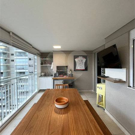 Apartamento à venda com 2 quartos em Santo Amaro, São Paulo, SP
