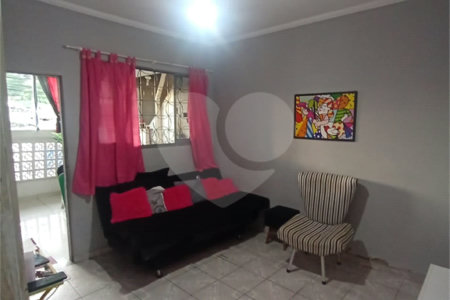 Casa à venda com 3 quartos, sendo 1 suíte, em Campo Grande, Rio de Janeiro, RJ