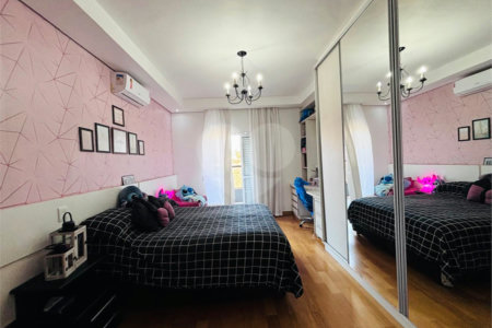 Casa à venda com 4 quartos, sendo 2 suítes, no condomínio Carmen Blanco, Sorocaba - SP