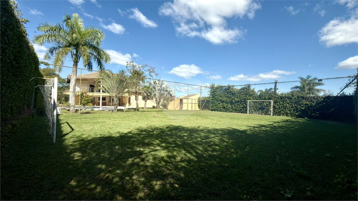 Casa à venda com 4 suítes no condomínio Parque Village Castelo, Itu - SP