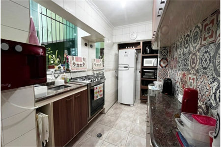 Casa à venda com 3 quartos, sendo 1 suíte, em Vila Boaçava, São Paulo, SP
