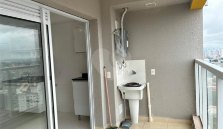 Apartamento à venda com 2 quartos, sendo 1 suíte,  no Centro, Mogi das Cruzes, SP