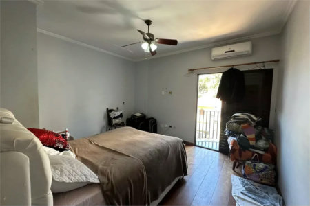 Sobrado à venda com 4 quartos, sendo 2 suítes,  em Vila Ipojuca, São Paulo, SP
