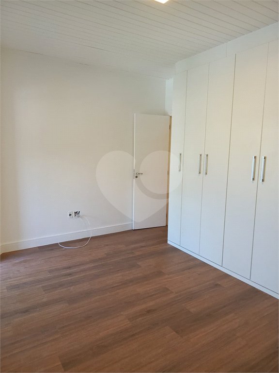 Casa à venda com 3 quartos, sendo 1 suíte, no condomínio Paraíso Classe A, Rio de Janeiro - RJ