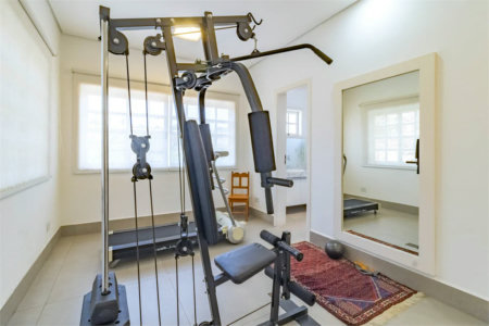 Casa à venda com 7 quartos, sendo 5 suítes, em Morumbi, São Paulo, SP