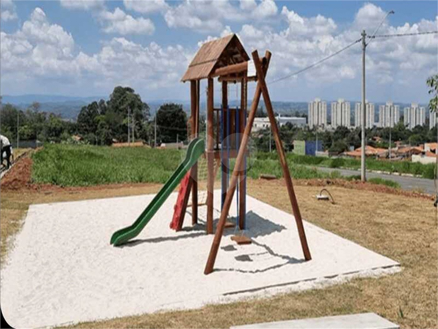 Terreno à venda no condomínio Clin 2, Indaiatuba - SP