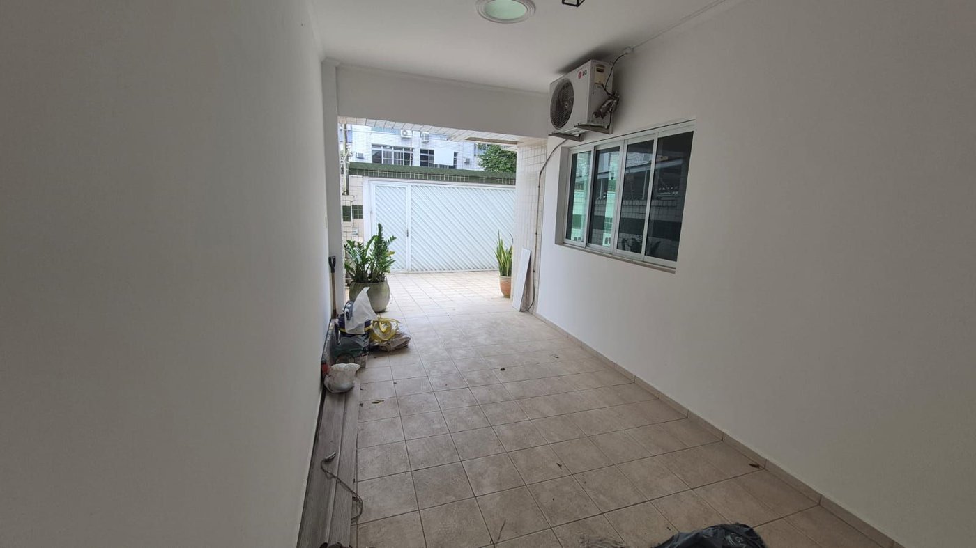 Casa com 4 dormitórios à venda, 262 m² por R$ 2.500.000,00 - Ponta da Praia - Santos/SP