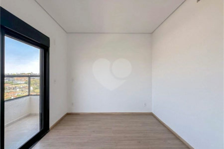 Apartamento à venda com 3 suítes em Vila Lucy, Sorocaba, SP