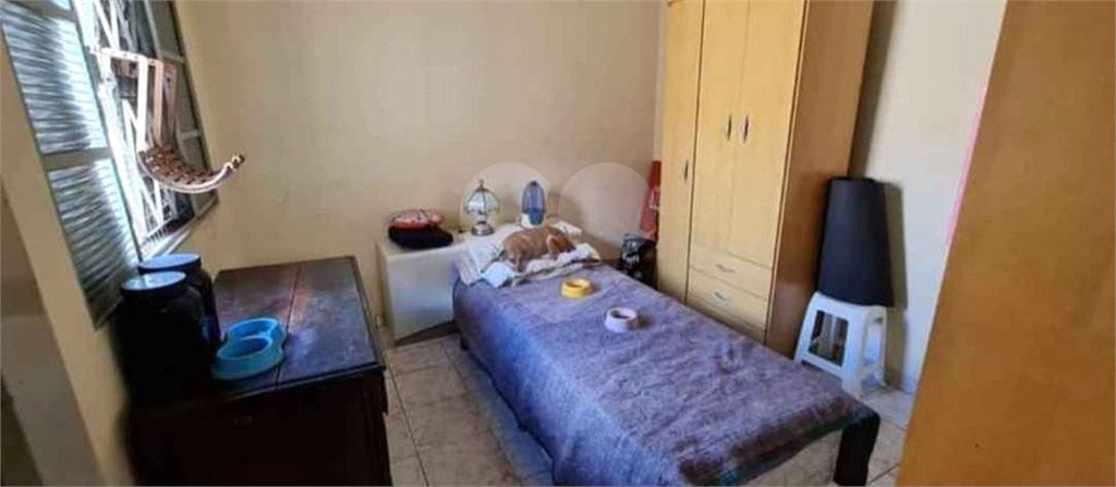 Casa térrea para venda em Descalvado/SP.