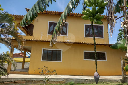 Casa à venda com 5 quartos, sendo 3 suítes, em Vila Verde, Armação dos Búzios, RJ